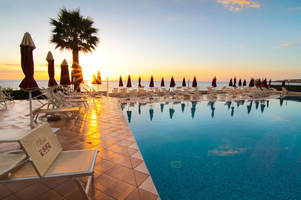 Club Esse Costa Dello Jonio Hotel มานดาโตริชโช มารีนา ภายนอก รูปภาพ