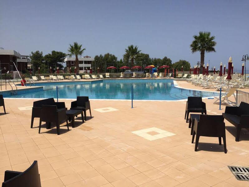 Club Esse Costa Dello Jonio Hotel มานดาโตริชโช มารีนา ภายนอก รูปภาพ